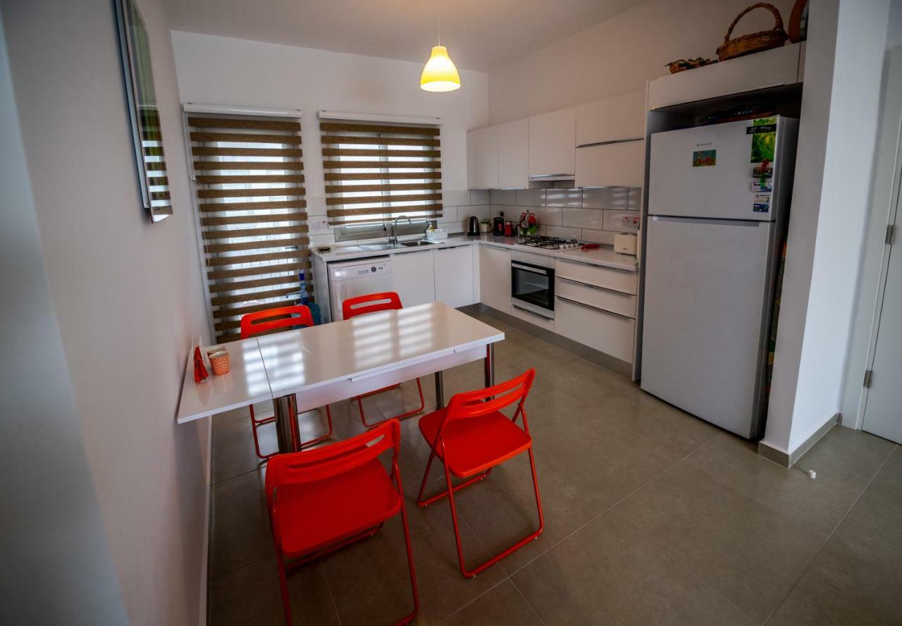 Milos Park Home - Alsancak Karavas  Екстер'єр фото
