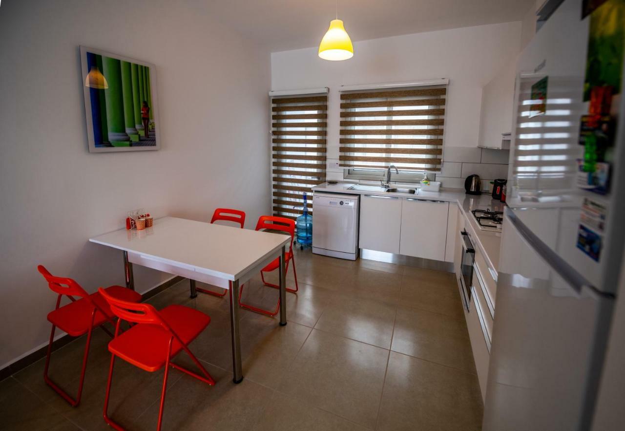 Milos Park Home - Alsancak Karavas  Екстер'єр фото