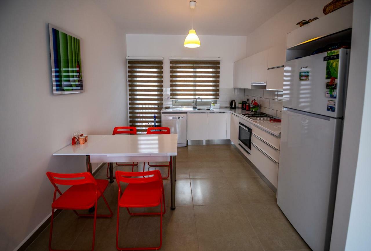 Milos Park Home - Alsancak Karavas  Екстер'єр фото